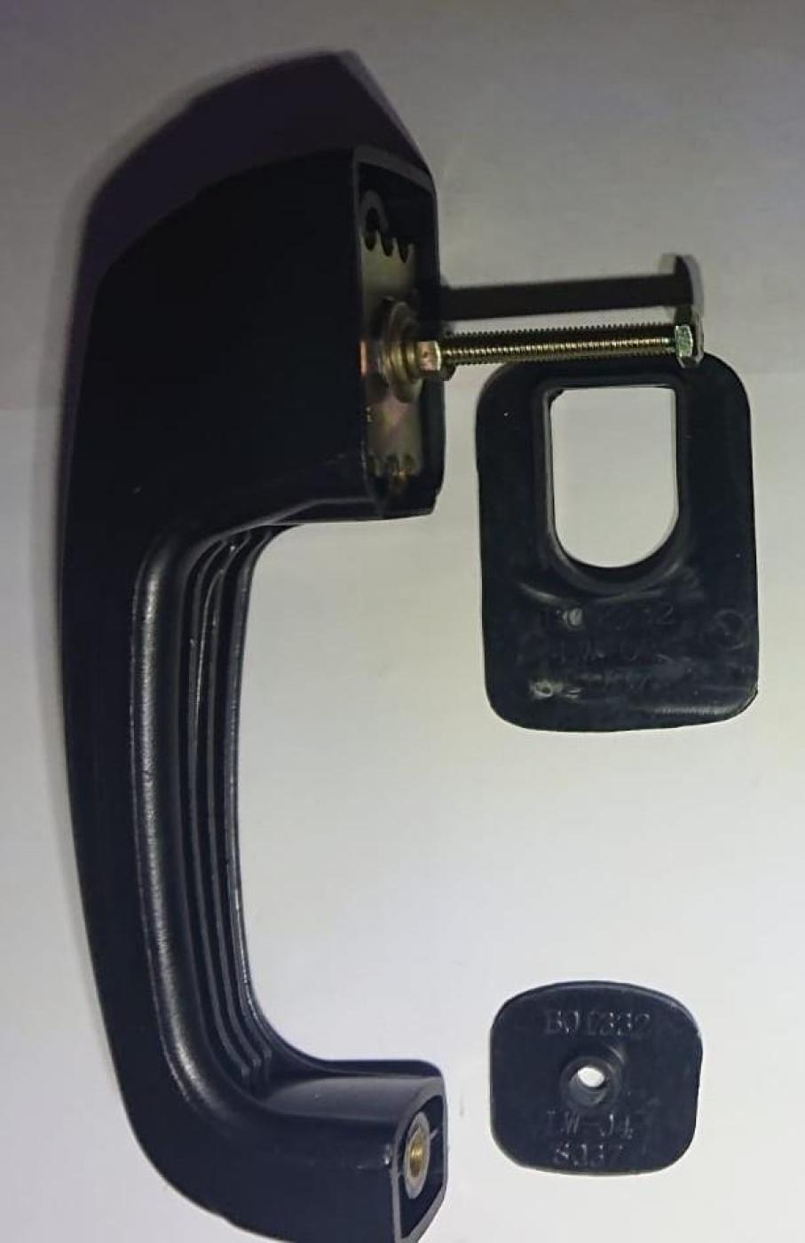 Türgriff mit Schließzylinder links neue Ausführung TE/TB